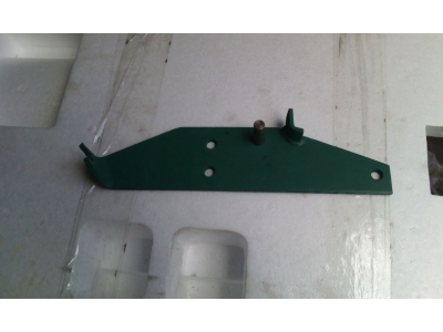 Кронштейн ТНВД WD615, WP10 (под 2 отв.) HOWO (ХОВО) VG9100570015 фото 1 Стерлитамак